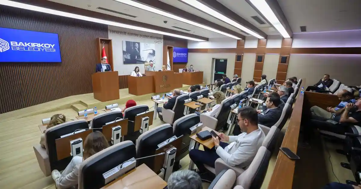 Bakırköy'de Merkez 7 Mahalleyi Kapsayan İmar Planı Revizyonu Oy Birliğiyle Kabul Edildi
